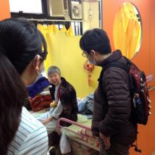 全城襪襪送長者